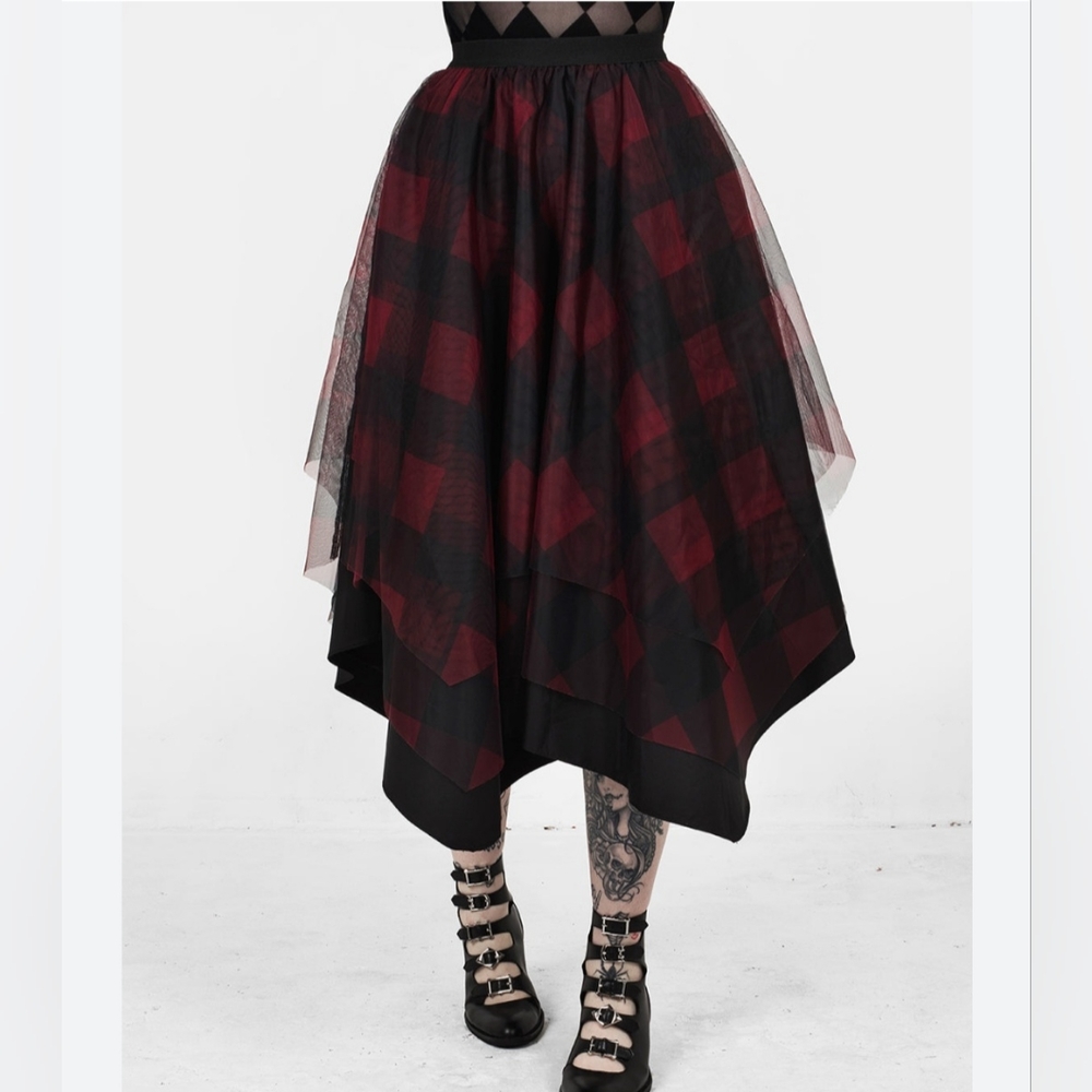 Disturbia cirque tulle skirt